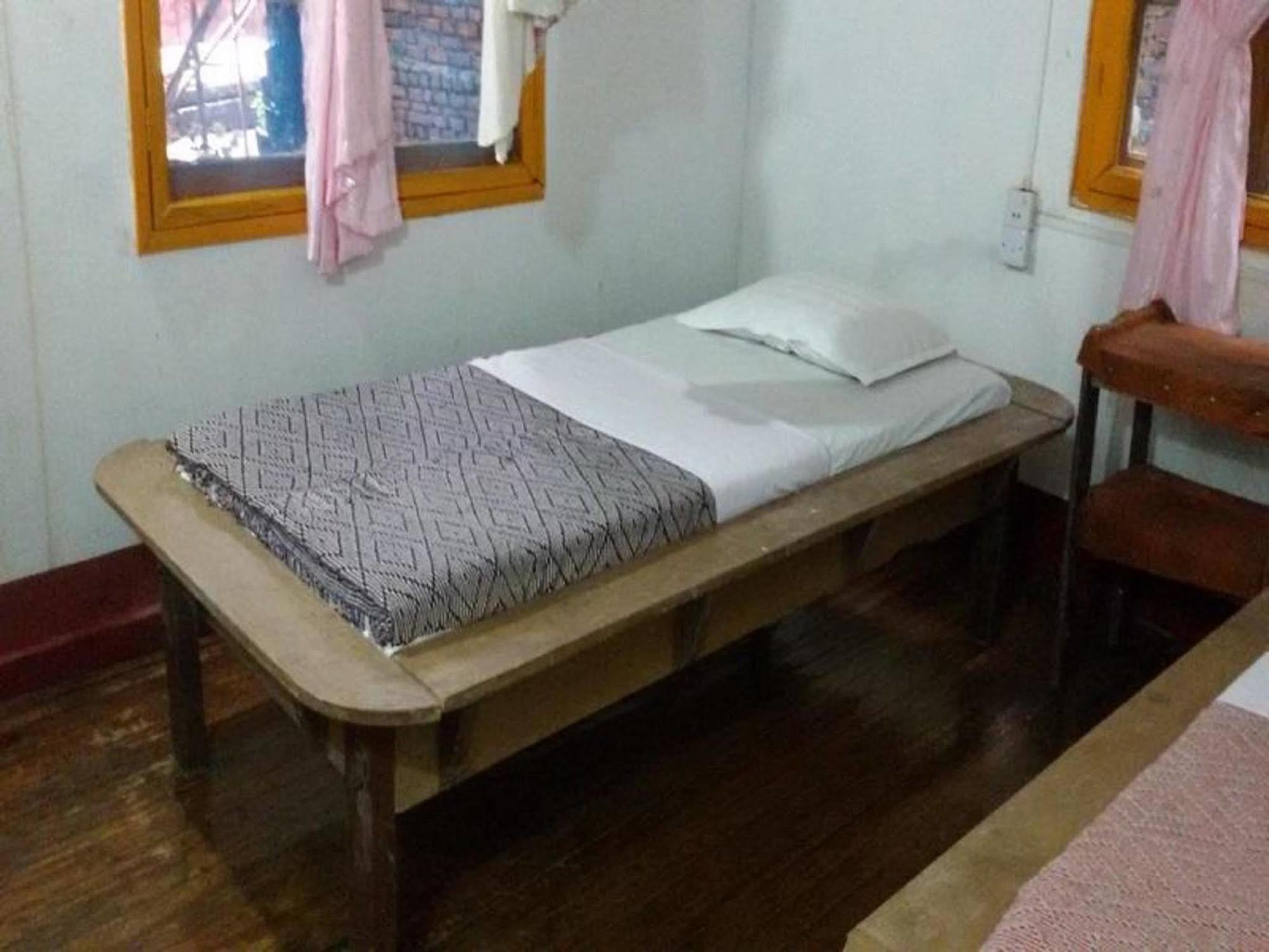 Prince Otel Mrauk-oo Dış mekan fotoğraf